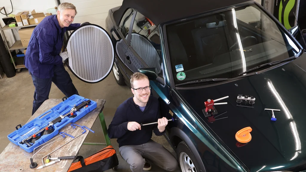 DIY-Ausbeul-Werkzeuge AUTO BILD testissä