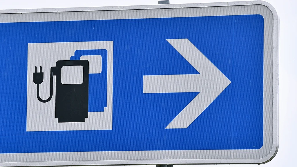 Store prisforskjeller ved elbil-lading