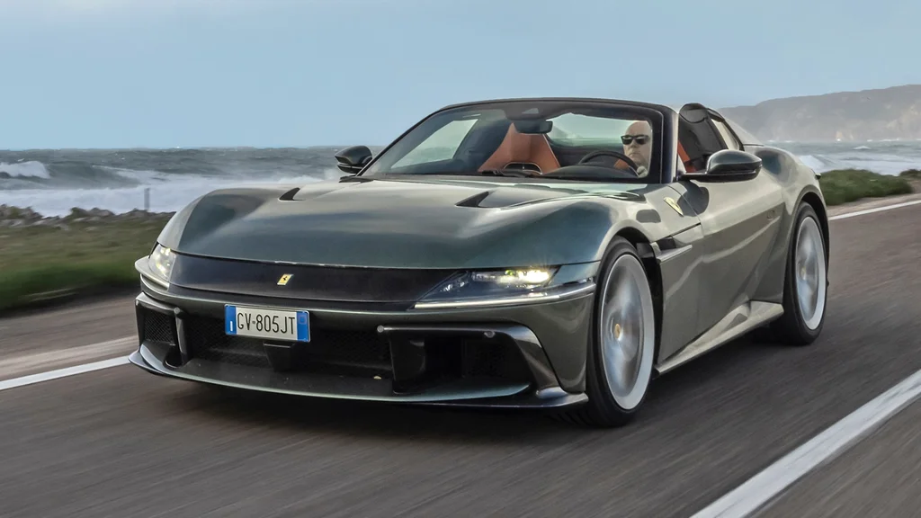 Ferrari 12Cilindri Spider: Hurmaava Ajoelämykset