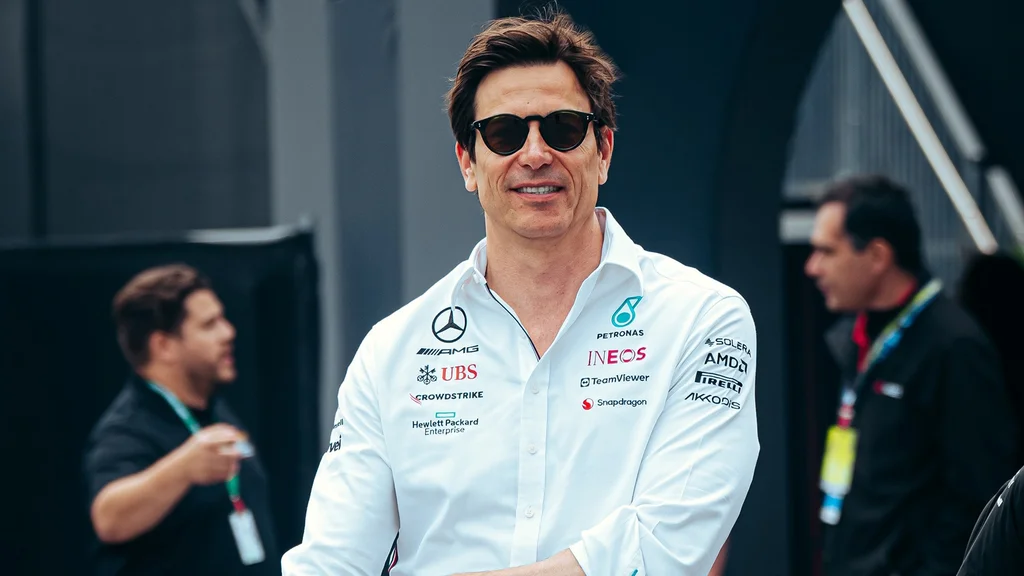 Wolff klargør udtalelser om Hamiltons fremtid