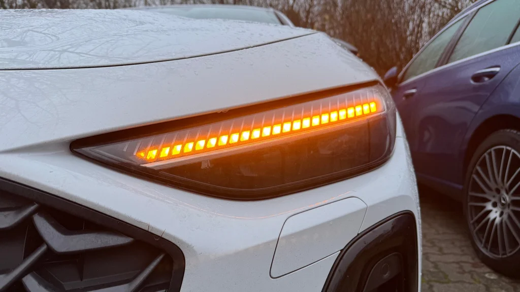 HiPhi introducerer innovativ U-Turn-blinker