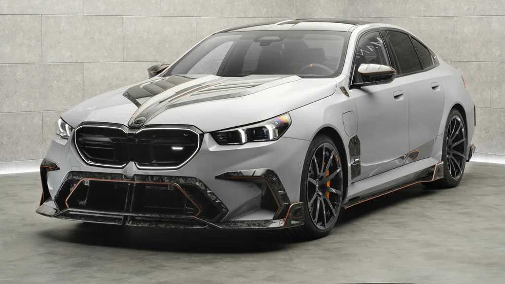 BMW M5 ja Mansory: Miltä uusi viritys näyttää?