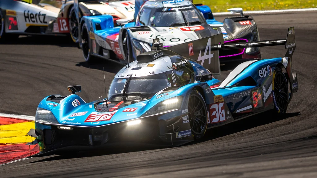Peugeot og Schumacher stråler i WEC Spa
