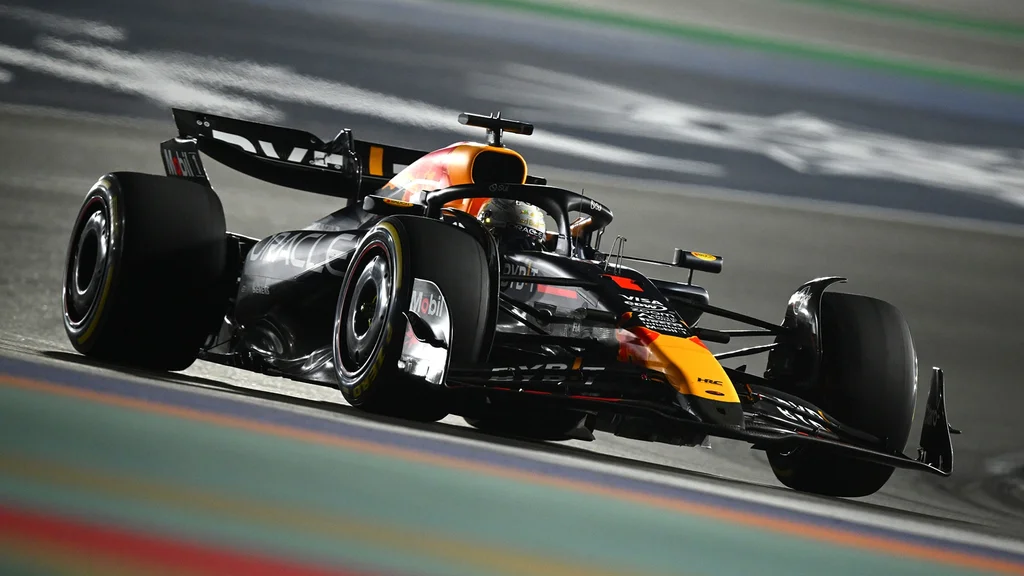 Verstappen tager pole position i Katar