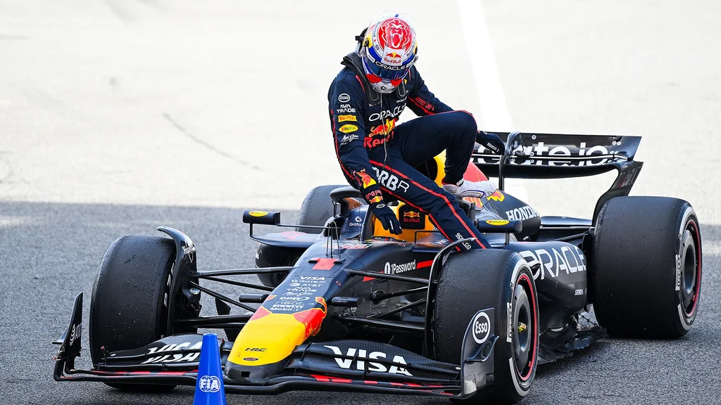 Verstappen avviser kritikk etter kollisjon med Russell