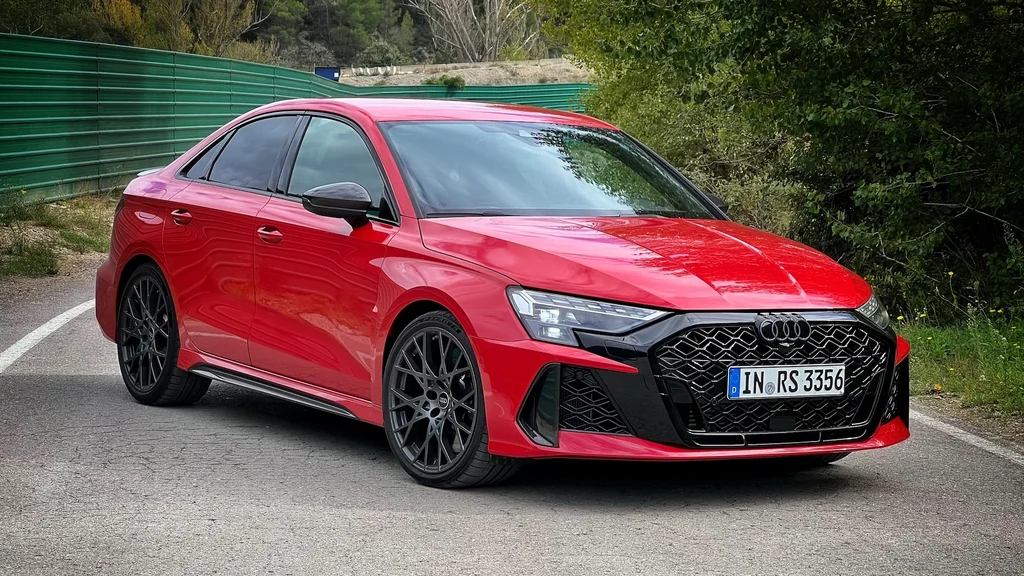 2025 Audi RS3: Neodolateľný zážitok z jazdy