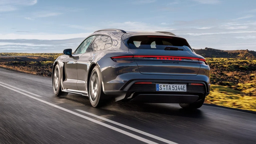 Nowy Porsche Taycan GTS Sport Turismo 2025 z mocą 690 KM