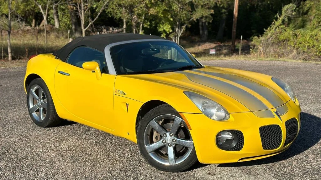 2008 Pontiac Solstice GXP za 12 995 dolárov?