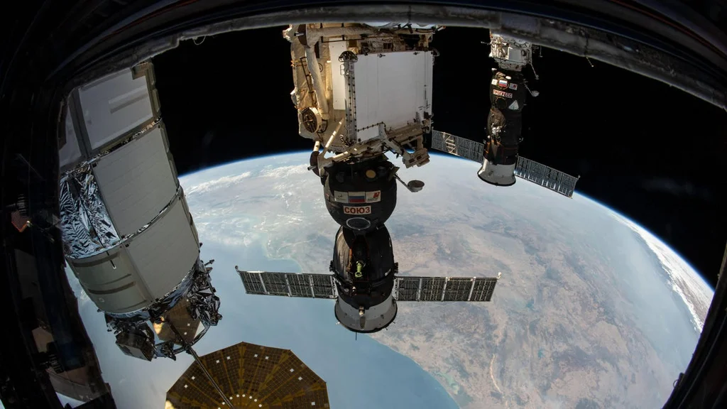 Niepokojące zdarzenia na ISS - Rosja uspokaja