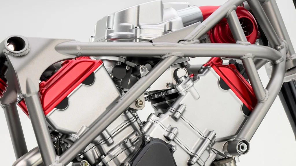 Honda uvádza nový V3 motor s elektrickým turbom