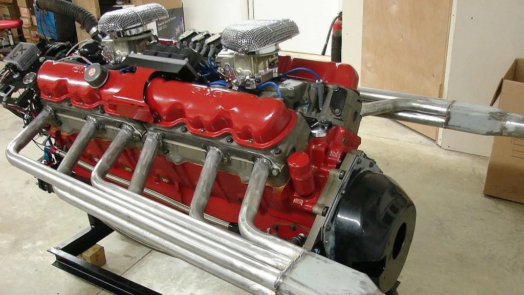 Vzácny GM V12 motor z 60. rokov na predaj