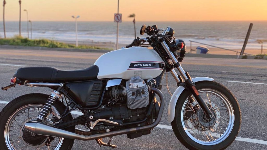 Moto Guzzi V7 Classic za 3 900 dolarů