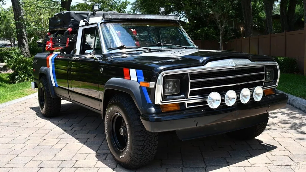 Jazdite ako kráľ na Jeep J-10