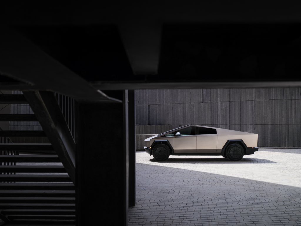 Tesla zverejňuje Autopark pre Cybertruck