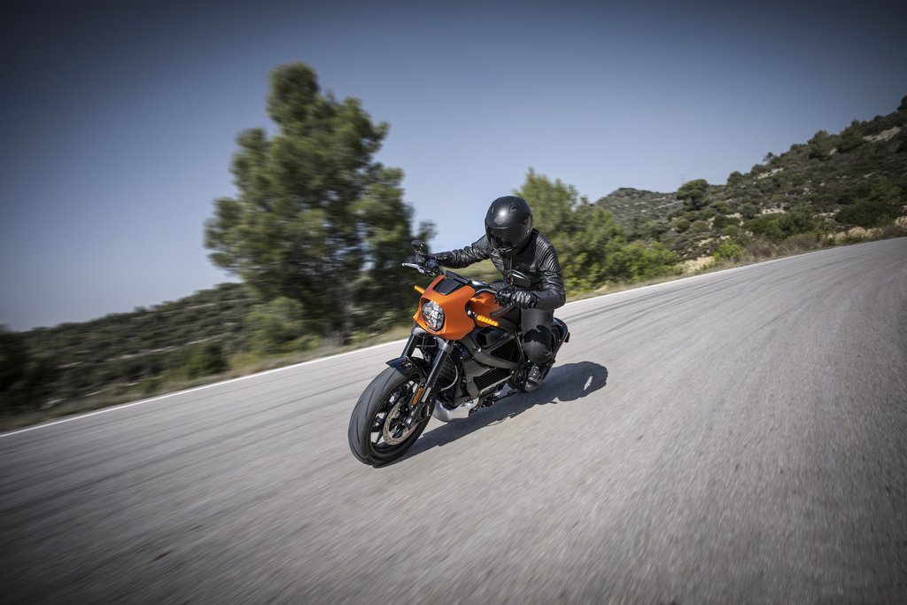 Kaliforniya'da Elektrikli Motosiklet Satışları Artıyor