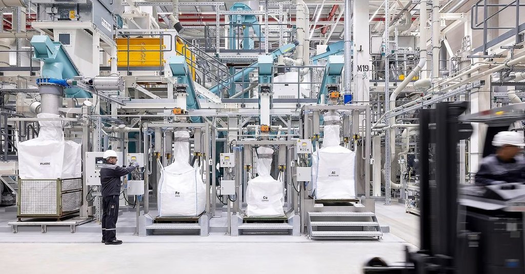 Mercedes-Benz'in Yeni Batarya Geri Dönüşüm Tesisi