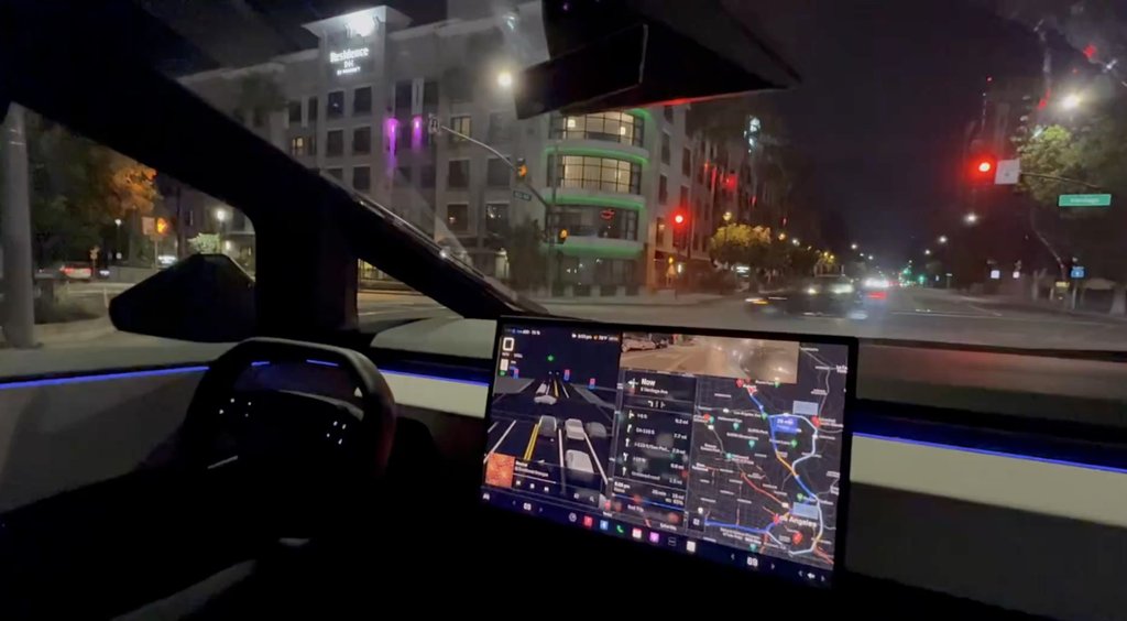 Tesla'dan Ücretsiz FSD Supervised Denemesi