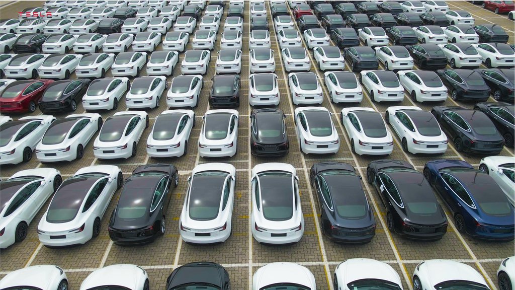 Tesla'nın Çin'deki Kayıtları Aralık'ta Yükseliyor