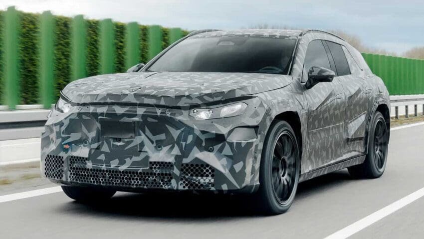 Probás invernais do SUV eléctrico de Mercedes-AMG