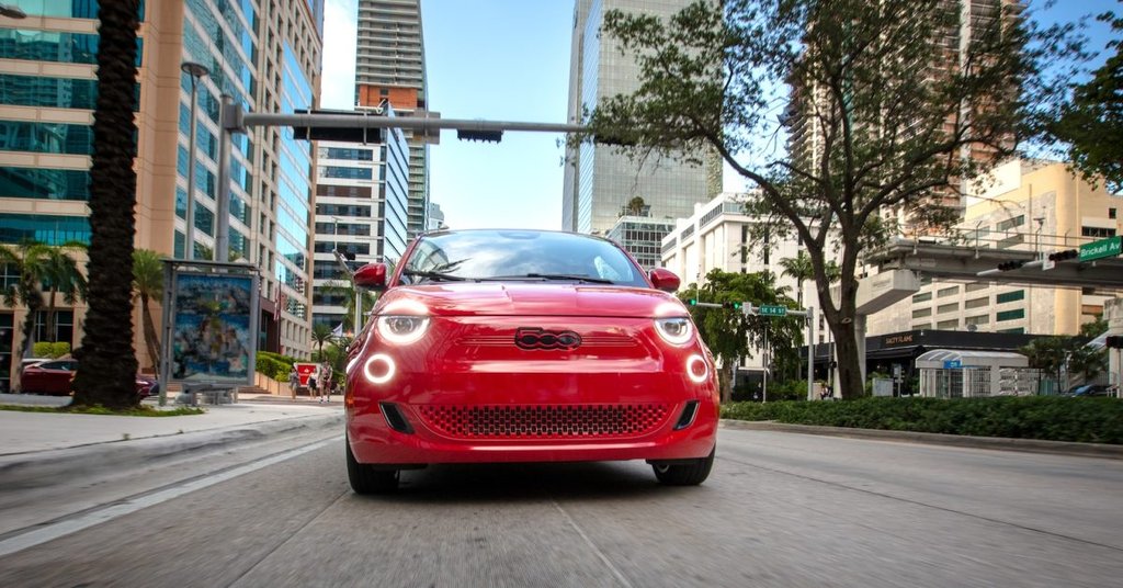 2024 Fiat 500e: 30% chegirma bilan sotuvda!
