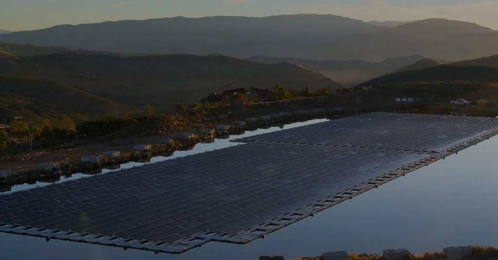 Utahyň Ilkinji Ýüzýän Güneş Elektrik Acewi Tamamlandy