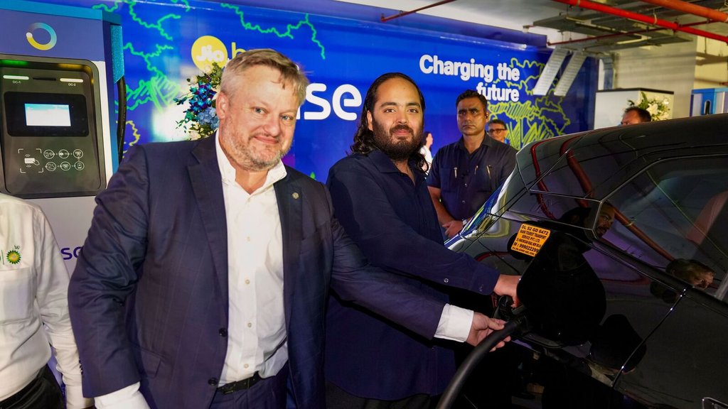 Jio-bp Hindistanda 500-nji EV ýükleme nokadyny açýar