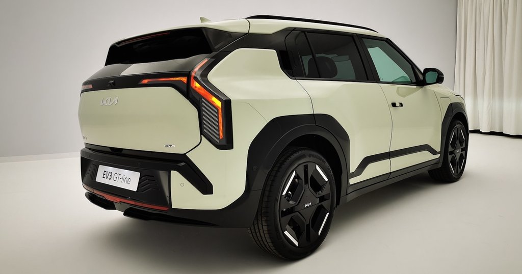 Kia EV3 elektr SUV narxi va imkoniyatlari