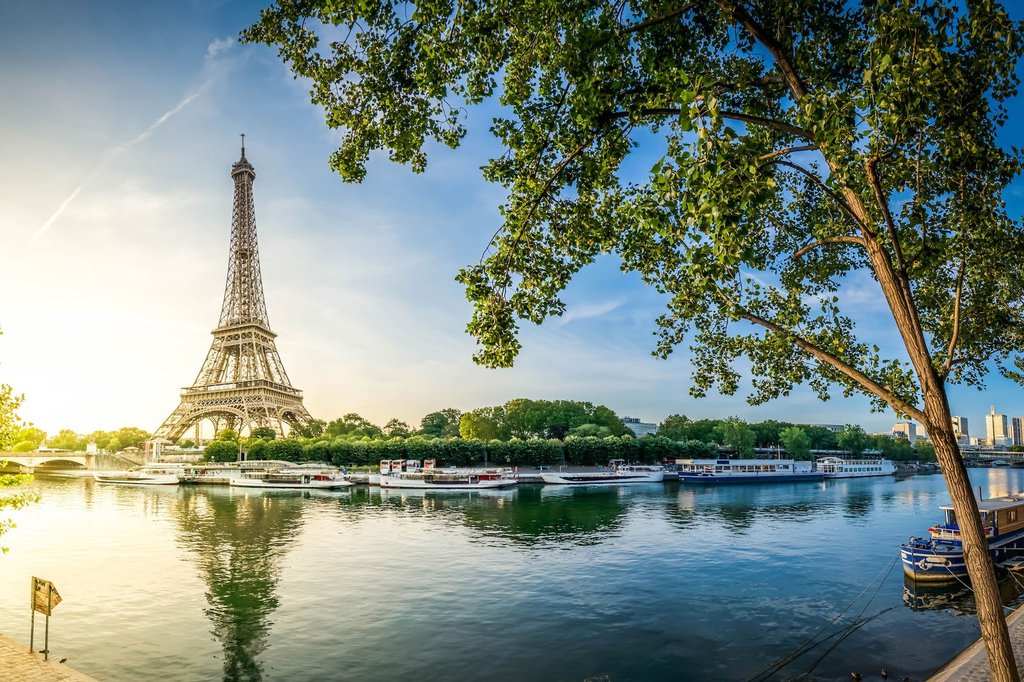 Nye elbiler fra Stellantis i Paris