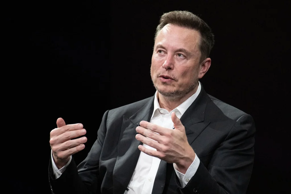 Elon Musk endrer kurs for Tesla-modeller
