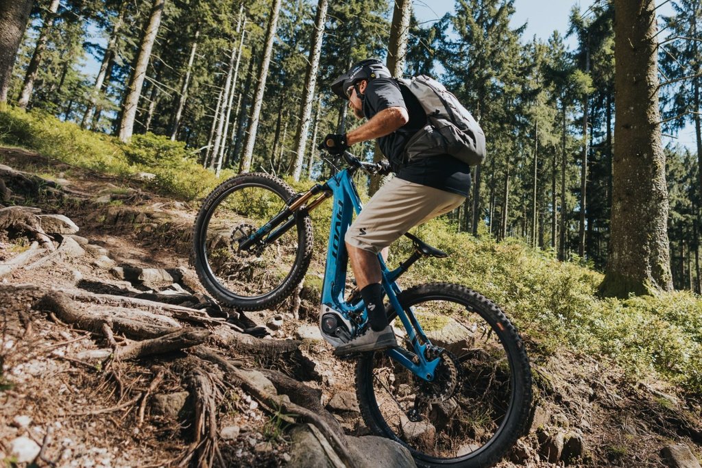 Bosch lanserer ny drivlinje for E-Mountainbikes