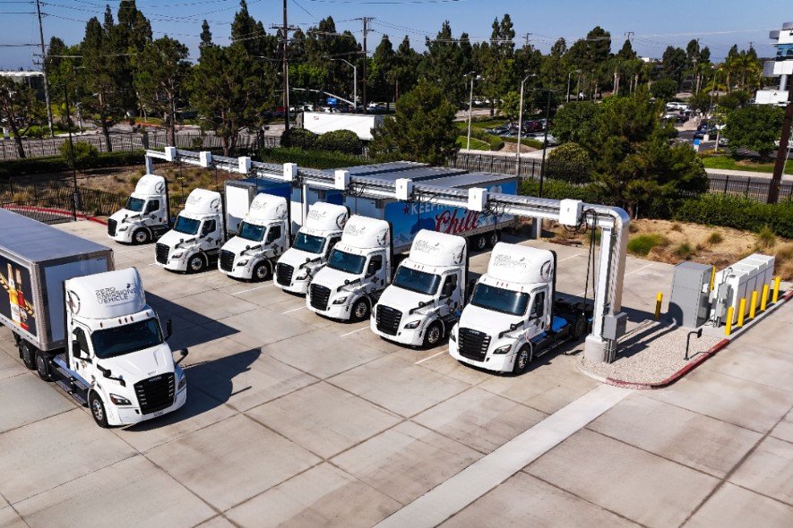 Daimler Truck leverer E-Lkw til Reyes Beverage
