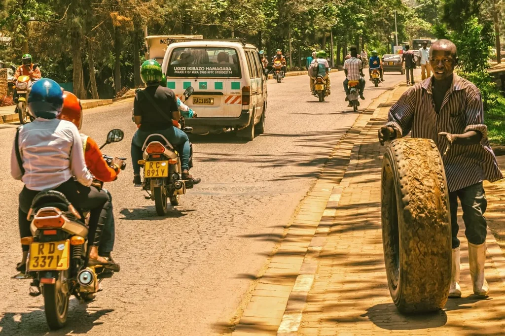 Kigali övergår till eldrivna motorcyklar