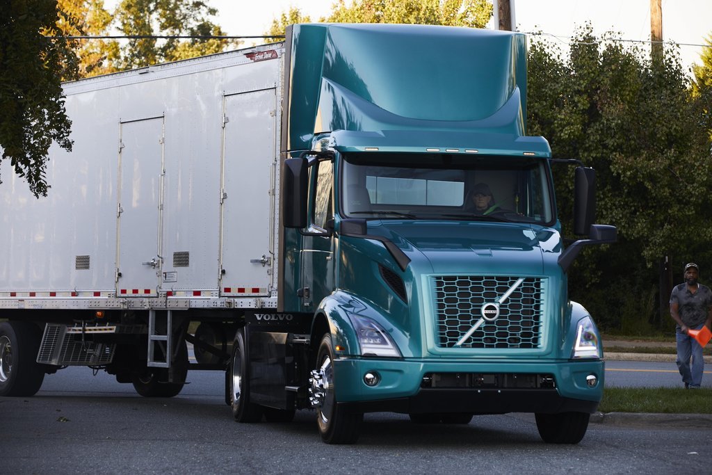 Volvo Trucks leverer 70 elektriske lastebiler