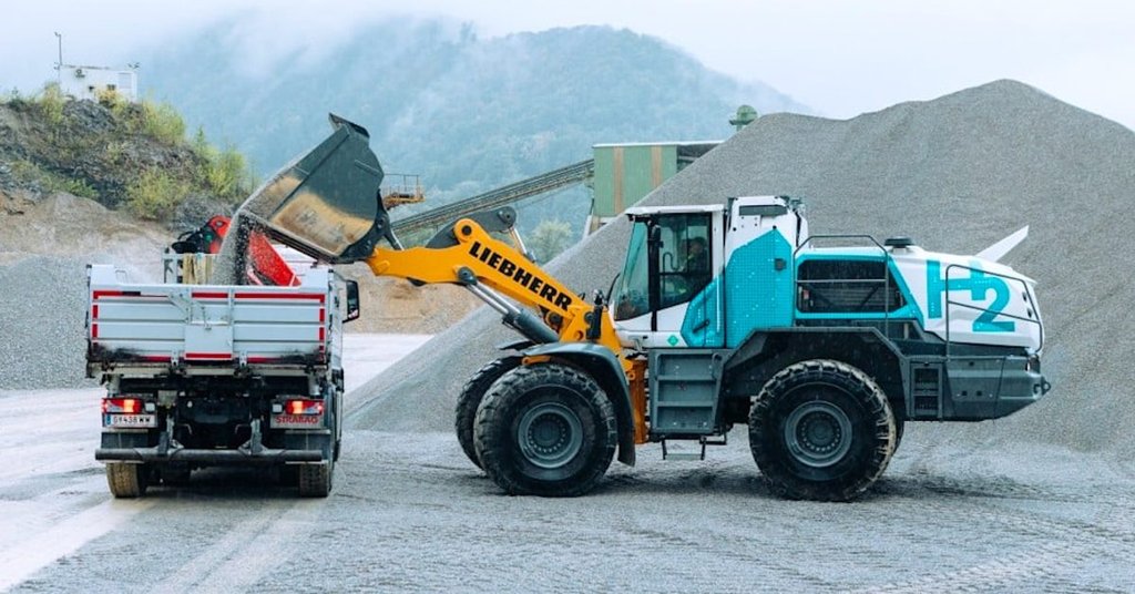 Liebherr predstavio prvi veliki točkovni utovarivač na vodonik
