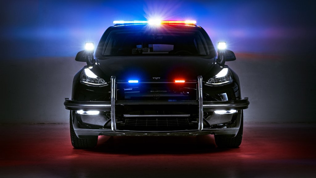 Kalifornijska policija kritizira Teslu