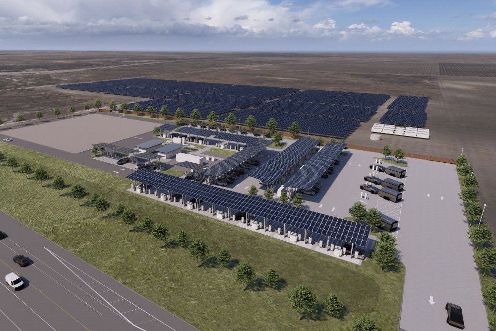 Tesla postavlja novog šefa punjenja i gradi park