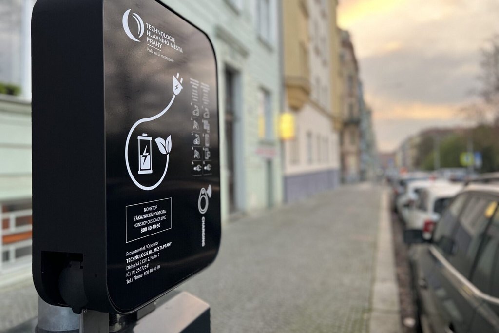 Prag uvodi 1.000 punjača za električne automobile