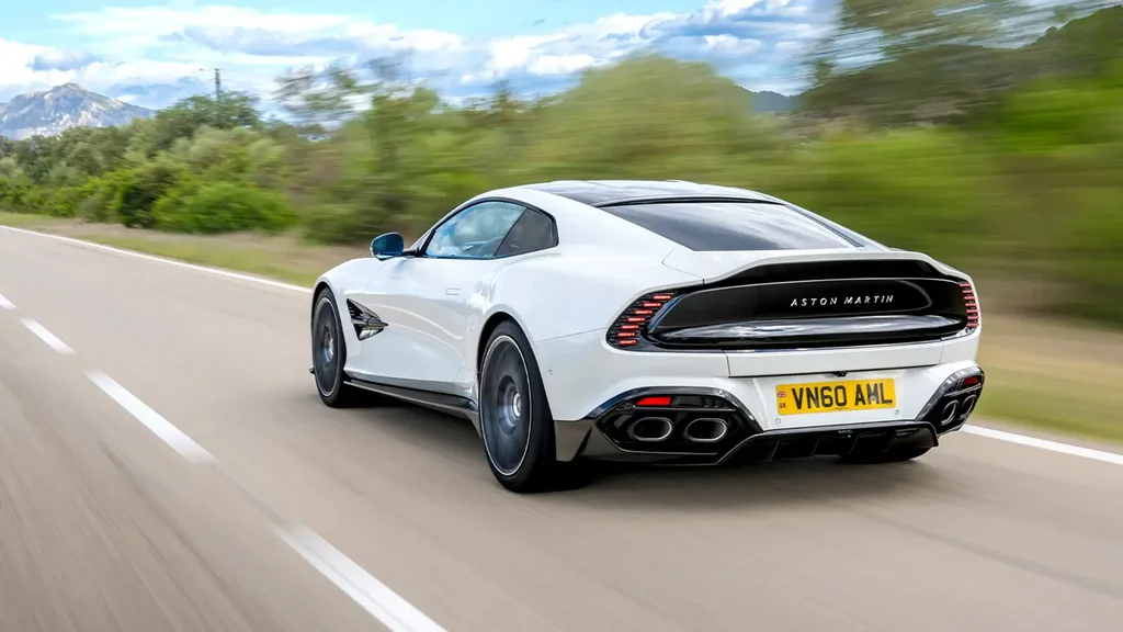 2025 Aston Martin Vanquish: Diňe bir baýram