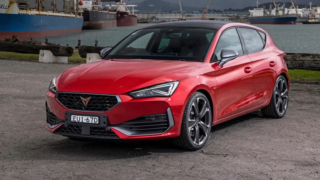 Cupra Leon VZ we VZx: Täze Aşaklara