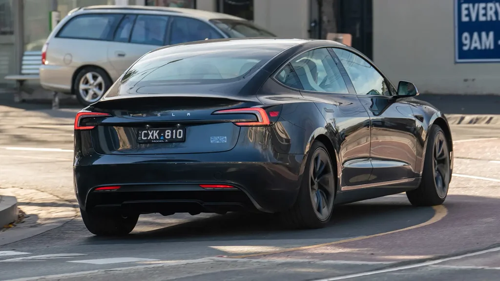 2024-nji ýylda Awstraliýadaky Tesla satuwy peseldi