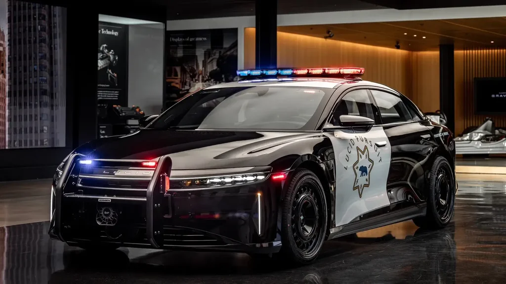 Lucid Air Polisiýa Ulagy Sinag edilýär