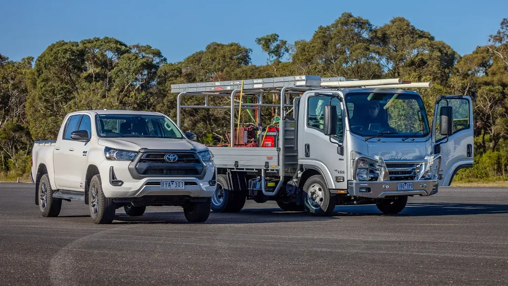 2024 Isuzu NPR 45-155 Tradepack: Yhlasa ýerine ýetiriji