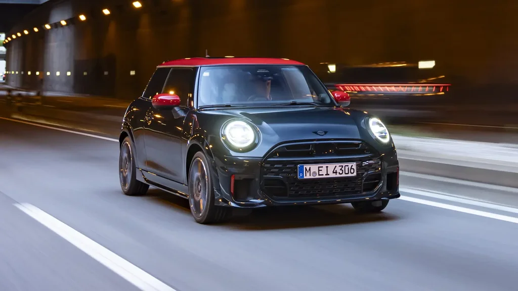 2025 Mini Cooper JCW: Baha we Tehniki Maglumaty