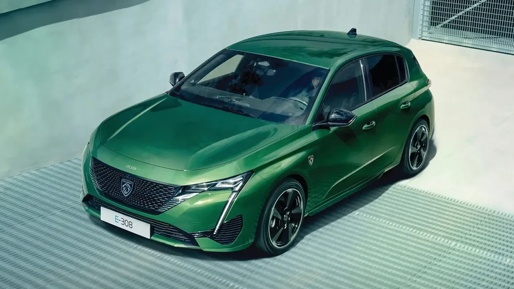 Peugeot E-308: Tesla bilen bäsleşýär