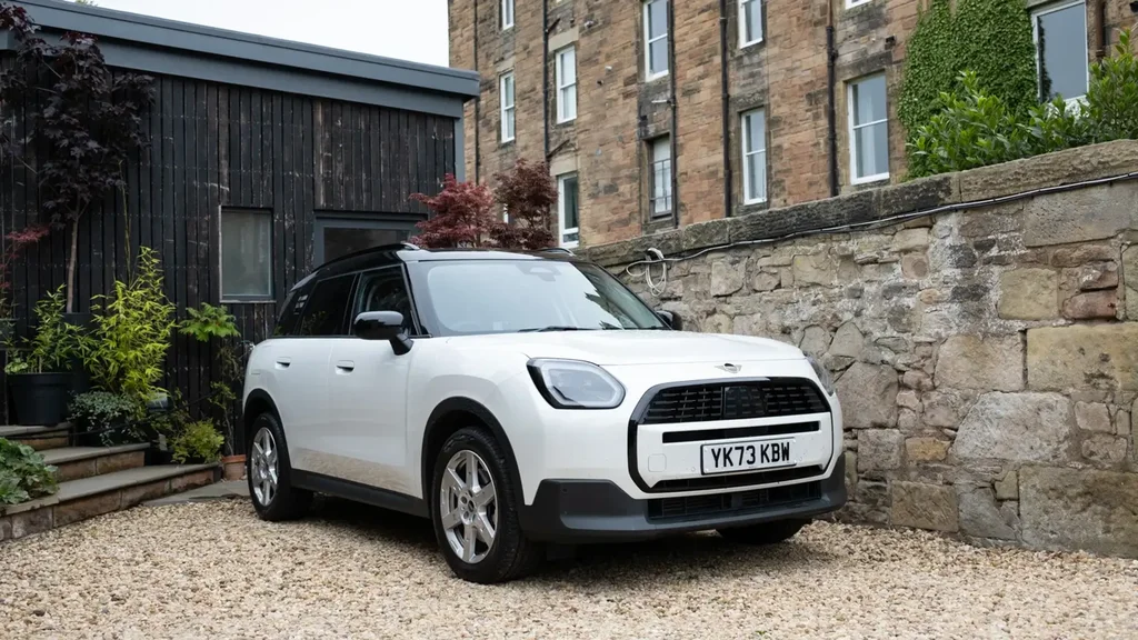 Mini Countryman: менің жаңаша көзқарасым