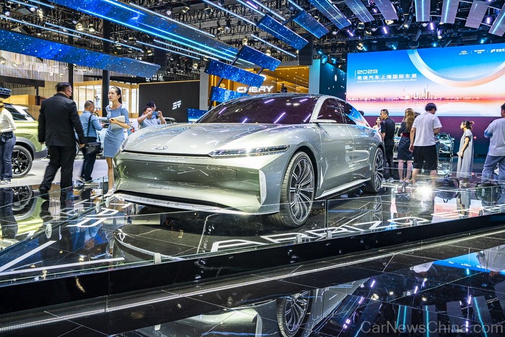 2025-nji ýylda Hytaý awtoulag bazarynda çaklamalar