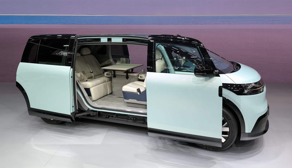 Zeekr Mix we Waymo: 2025 Robotaksi Teslimaty