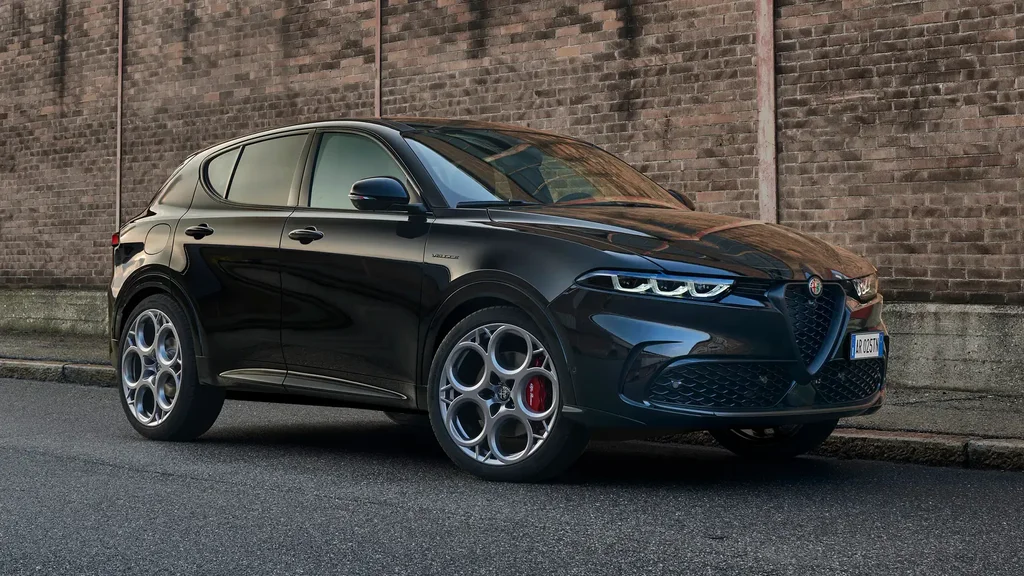 2025 Alfa Romeo Tonalanyň Täze İçki Görnüşi