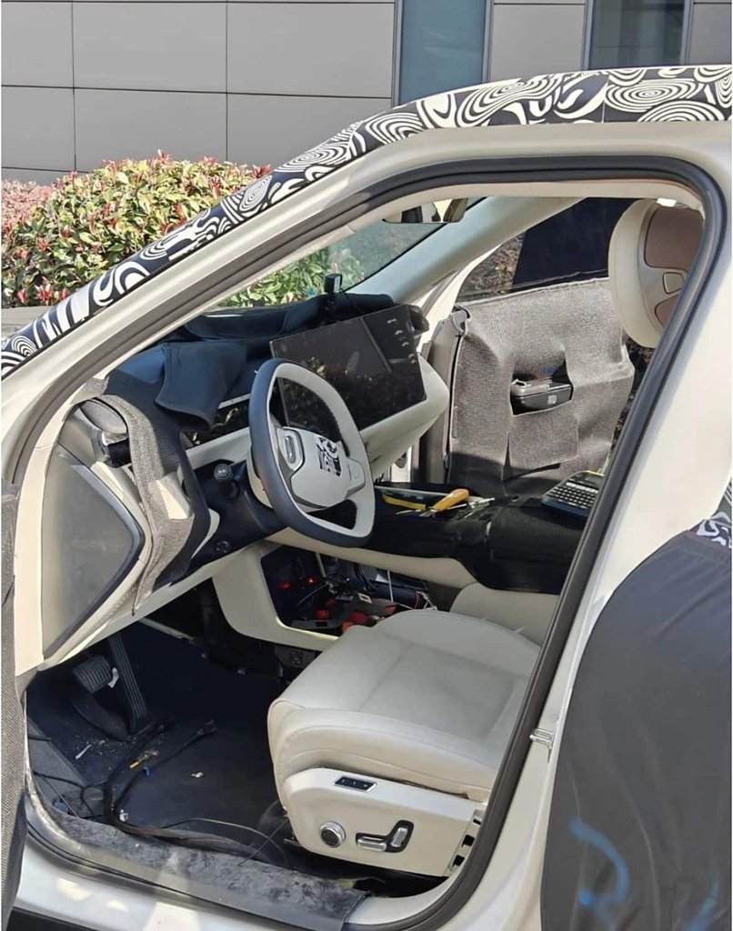 Geely Galaxy Starship 9 we onuň täze içki görnüşi