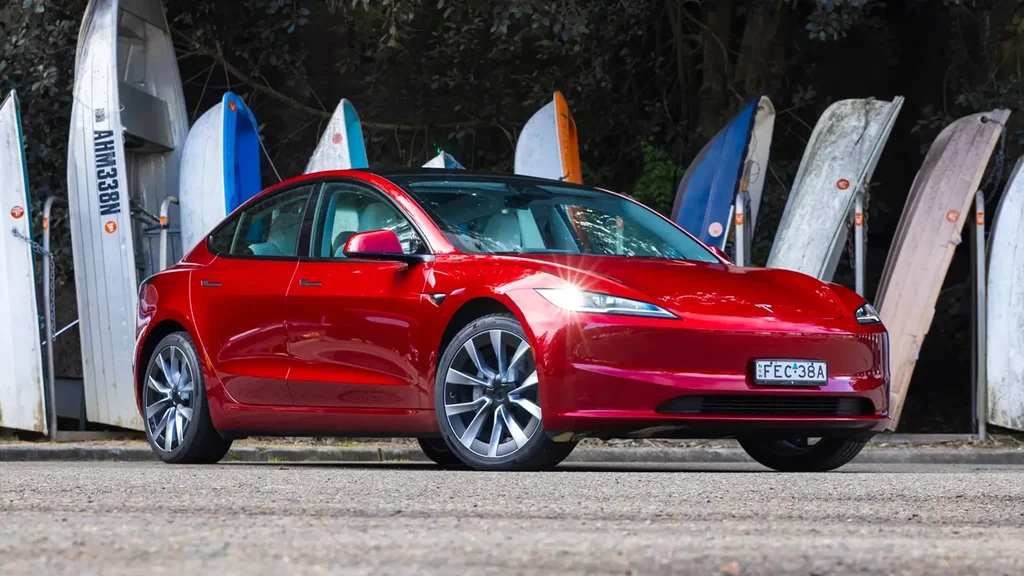 2024 Tesla Model 3: жаңартылған бағасы мен мүмкіндіктері
